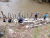 Gotong Royong Penanganan Tanggul Longsor Sungai Dengkeng di Desa Kebon Kecamatan Bayat