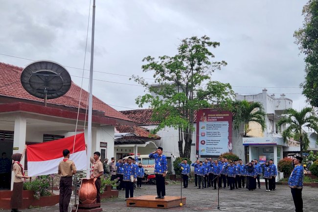 Upacara Peringatan HUT KORPRI Ke-53 di Kecamatan Bayat