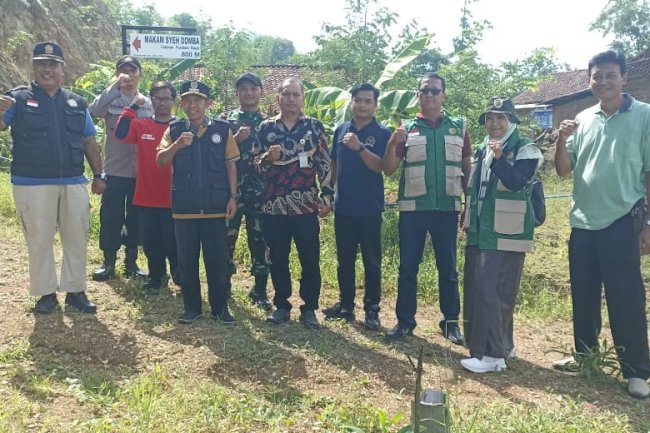 Penanaman Pohon di Lahan Kritis Kaki Bukit Cakaran Desa Paseban Kecamatan Bayat