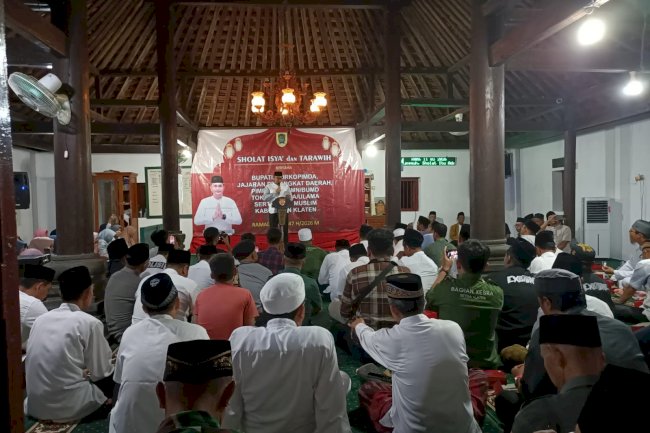 Tarawih Keliling Bersama Bupati Klaten di Masjid Sunan Pandanaran Golo Paseban, Pererat Silaturahmi dengan Masyarakat