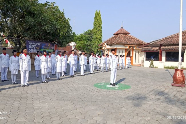 Pengukuhan Pasukan Pengibar Bendera Kecamatan Bayat, Persiapan Upacara HUT ke-81 Kemerdekaan RI