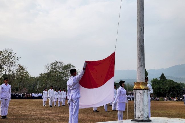 Upacara HUT ke-81 Kemerdekaan RI di Kecamatan Bayat Berlangsung Khidmat
