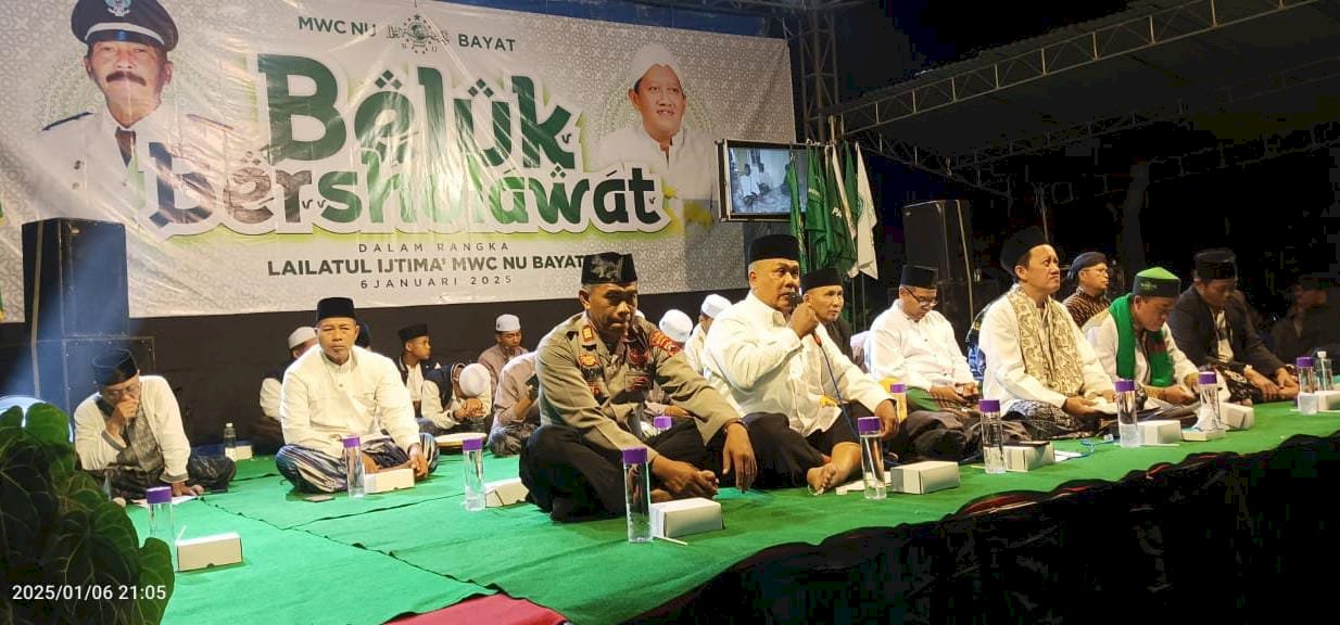 Beluk Bersholawat Dalam Rangka Lailatul Ijtima’ MWC NU Bayat