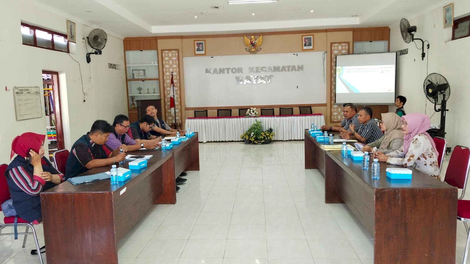 Kecamatan Bayat Terima Visitasi Keterbukaan Informasi Publik Dari Tim Diskominfo Kabupaten Klaten