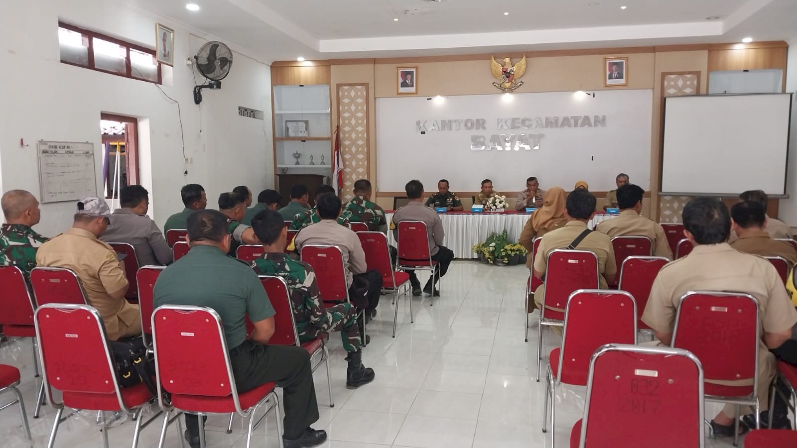 Apel Tiga Pilar di Kecamatan Bayat, Wujud Sinergi Pemerintahan, TNI, dan Polri