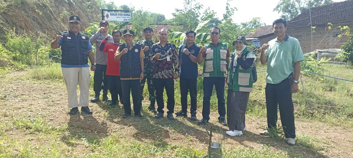 Penanaman Pohon di Lahan Kritis Kaki Bukit Cakaran Desa Paseban Kecamatan Bayat