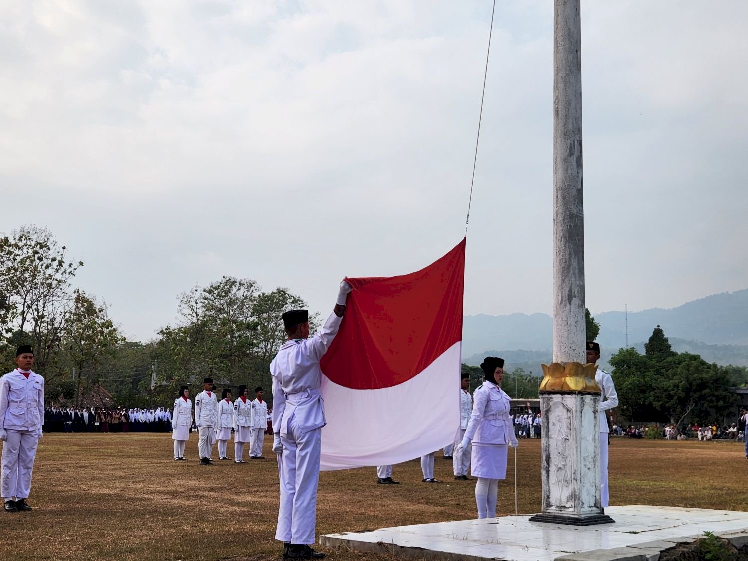 Upacara HUT ke-81 Kemerdekaan RI di Kecamatan Bayat Berlangsung Khidmat